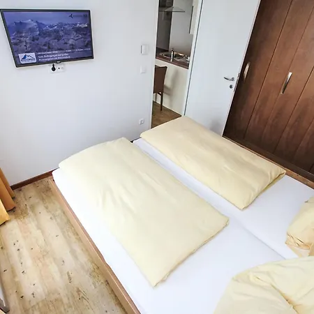 Emma-7 By Interhome *